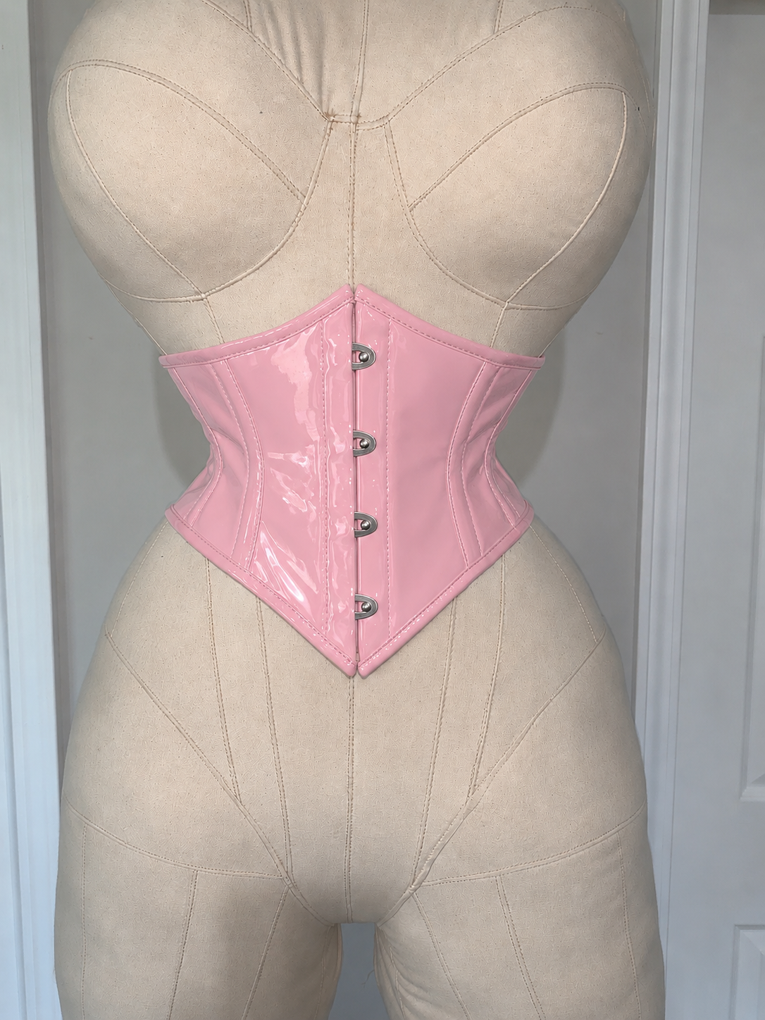 (BUSK) VINYL WASP CORSET: "GLOSS" COLLECTION