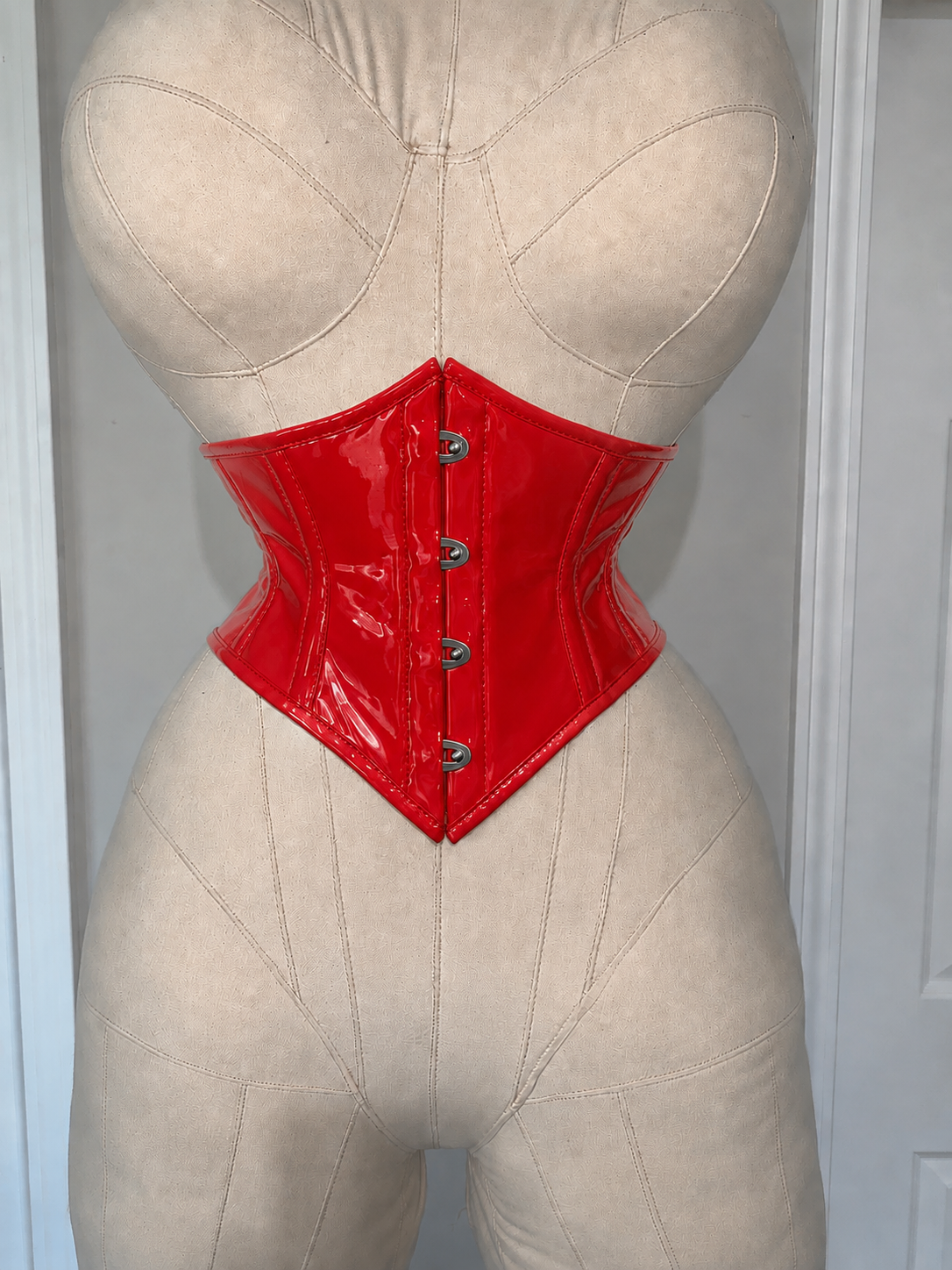 (BUSK) VINYL WASP CORSET: "GLOSS" COLLECTION